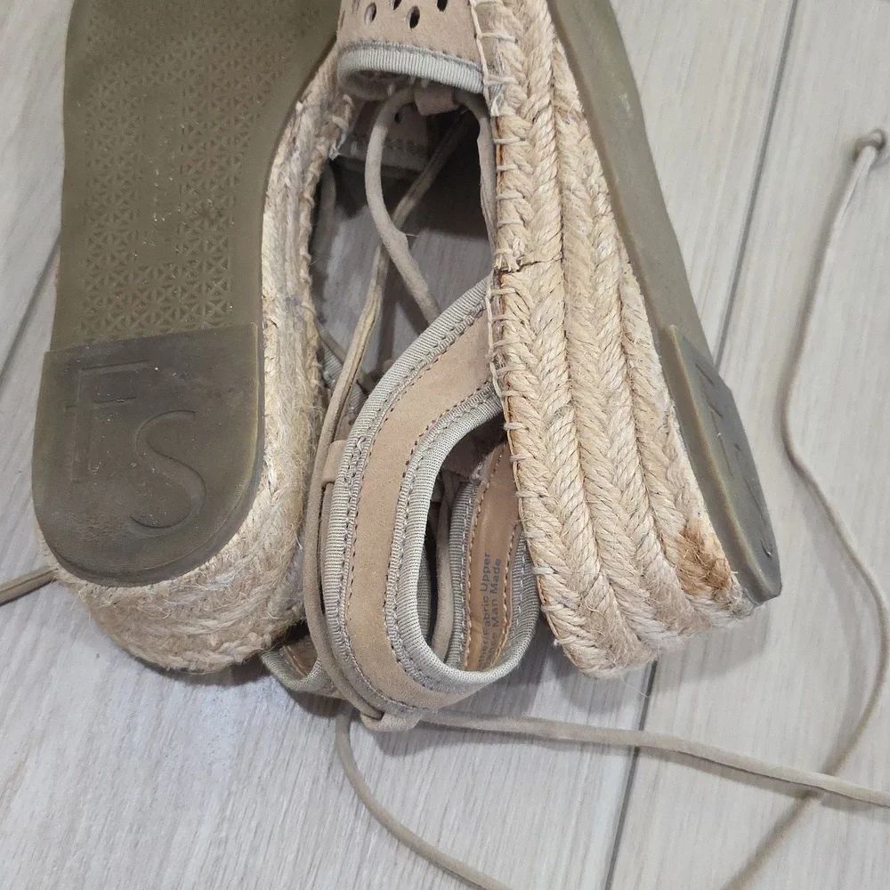 Franco Sarto Women's Beige Espadrilles